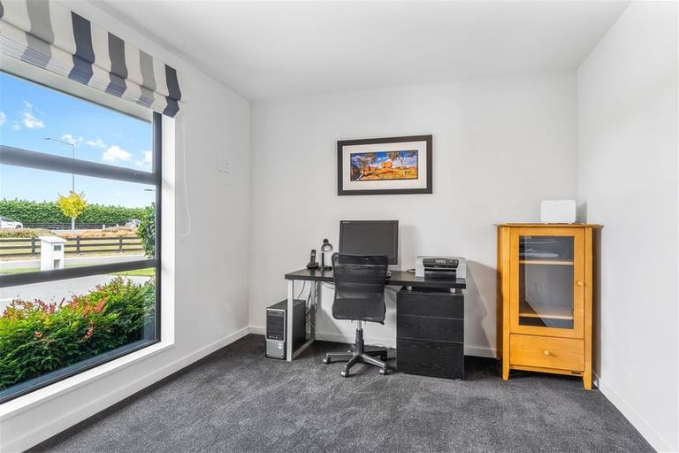 Photo of property in 11 Goldrush Lane, Rolleston, 7614