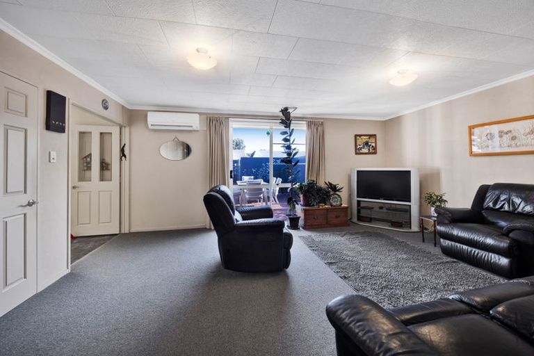 Photo of property in 20 Hira Street, Ohawe, Hawera, 4671
