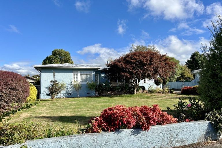 Photo of property in 17 Thyra Street, Dannevirke, 4930