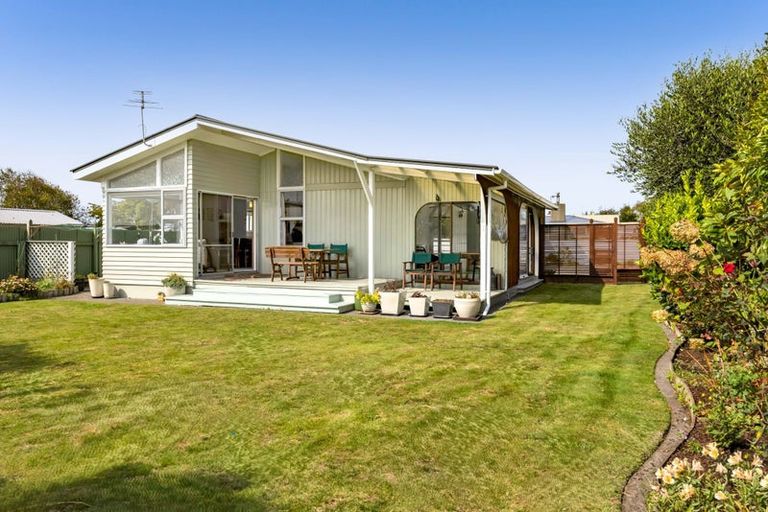 Photo of property in 30a Disraeli Street, Hawera, 4610