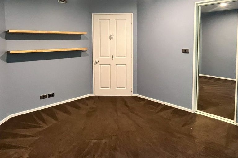 Photo of property in 108a Moncks Spur Road, Redcliffs, Christchurch, 8081