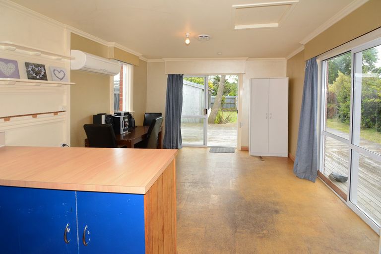 Photo of property in 100 Melbourne Street, South Dunedin, Dunedin, 9012