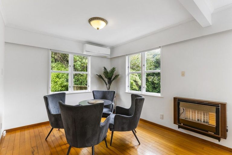 Photo of property in 4 Arapiko Street, Johnsonville, Wellington, 6037