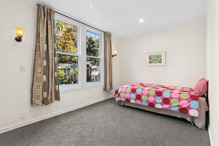 Photo of property in 2 Rentone Street, Stepneyville, Nelson, 7010