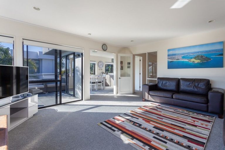 Photo of property in 325c Oceanbeach Road, Mount Maunganui, 3116