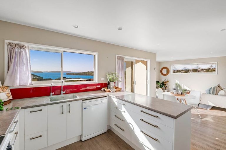 Photo of property in 4 Mariners Grove, Algies Bay, Warkworth, 0920