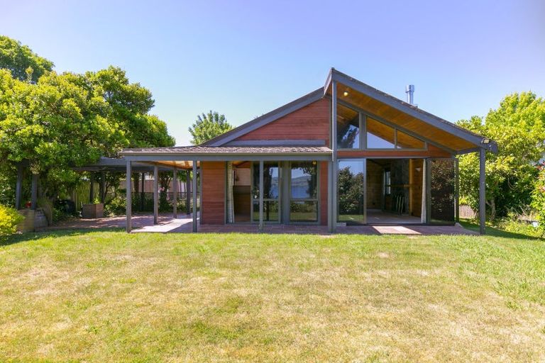 Photo of property in 63 Wharewaka Road, Wharewaka, Taupo, 3330