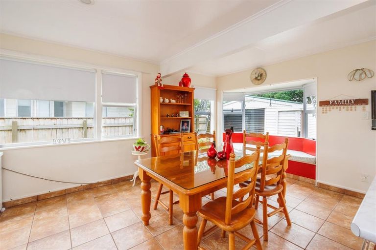 Photo of property in 16 Wilson Street, Bulls, 4818