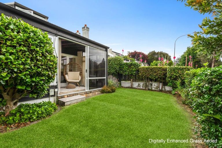 Photo of property in 28 Eleventh Avenue, Tauranga, 3110