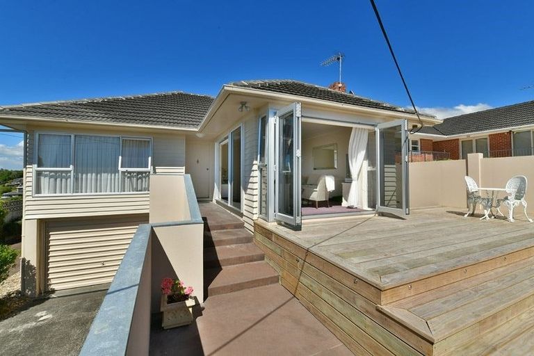 Photo of property in 1/42 Sunrise Avenue, Mairangi Bay, Auckland, 0630