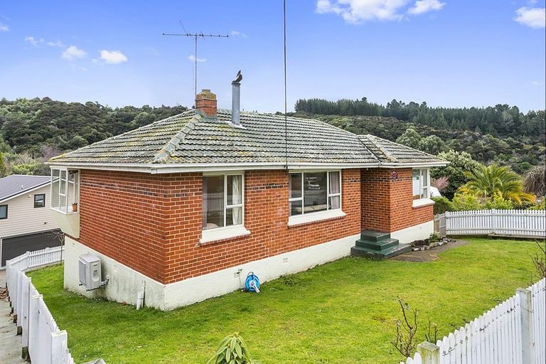 Photo of property in 61 Martin Road, Fairfield, Dunedin, 9018