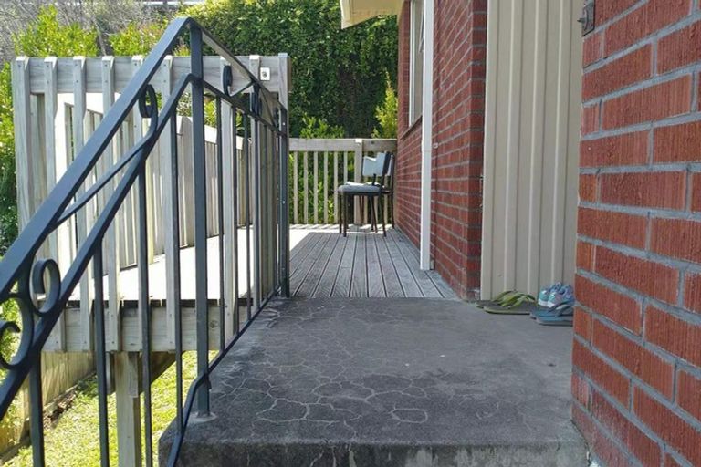 Photo of property in 2/70 Hattaway Avenue, Bucklands Beach, Auckland, 2012