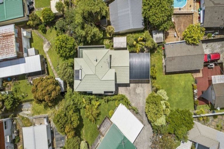 Photo of property in 28a Felgrove Street, Glendene, Auckland, 0602