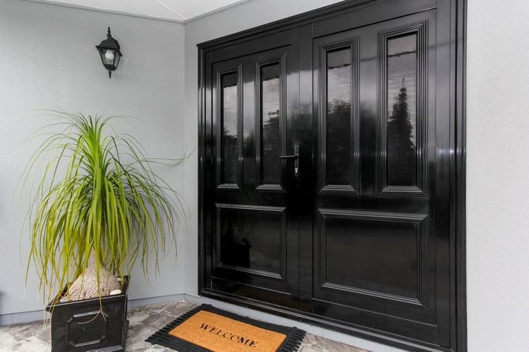 Photo of property in 5a Clovelly Street, Brooklands, New Plymouth, 4310