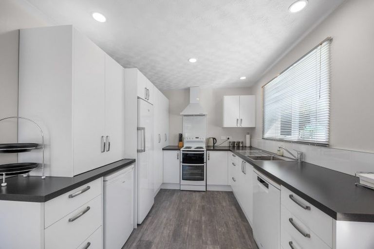 Photo of property in 14 Wairau Road, Albert Town, Wanaka, 9305