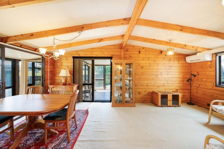 Photo of property in 1 Peter Hall Drive, Kelvin Grove, Palmerston North, 4414