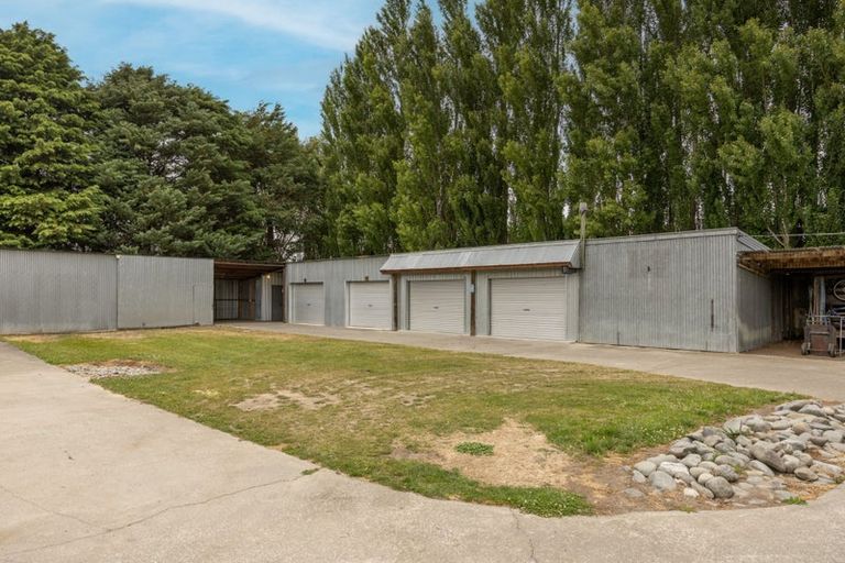 Photo of property in 280 Hasketts Road, Yaldhurst, Christchurch, 7678