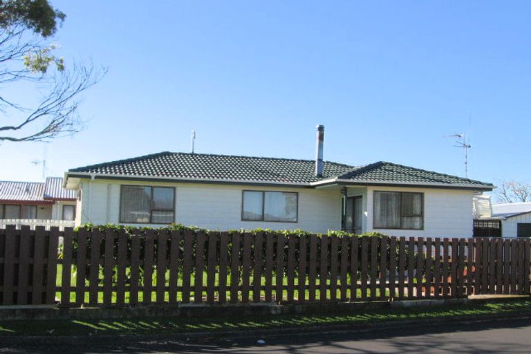 Photo of property in 1 Olive Place, Nawton, Hamilton, 3200