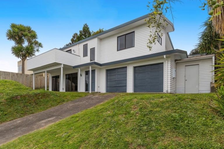 Photo of property in 11 Meander Drive, Welcome Bay, Tauranga, 3112