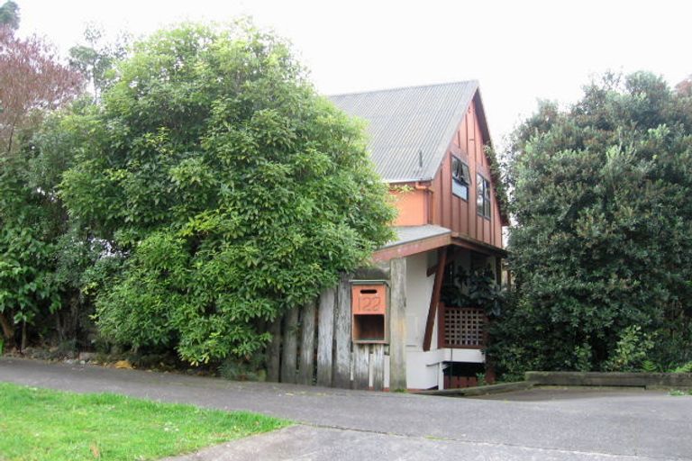 Photo of property in 122 Atawhai Road, Fitzherbert, Palmerston North, 4410