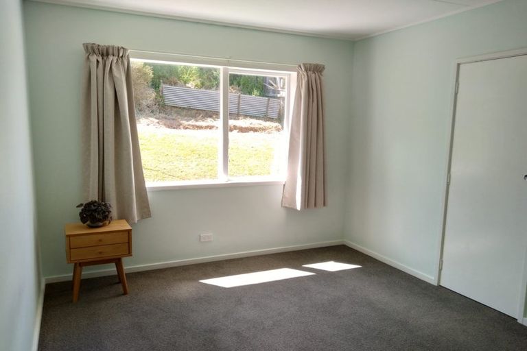 Photo of property in 20a Acacia Avenue, Maungaraki, Lower Hutt, 5010