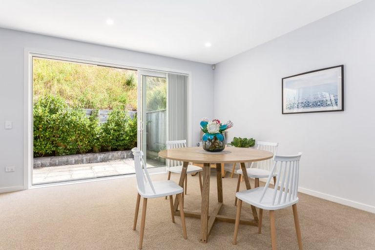 Photo of property in 47a Banks Boulevard, Whitby, Porirua, 5024