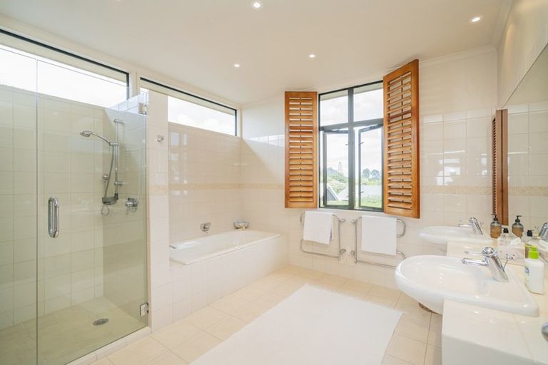 Photo of property in 22 Champion Place, Pauanui, Hikuai, 3579