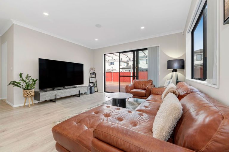 Photo of property in 22 Ako Road, Flat Bush, Auckland, 2019
