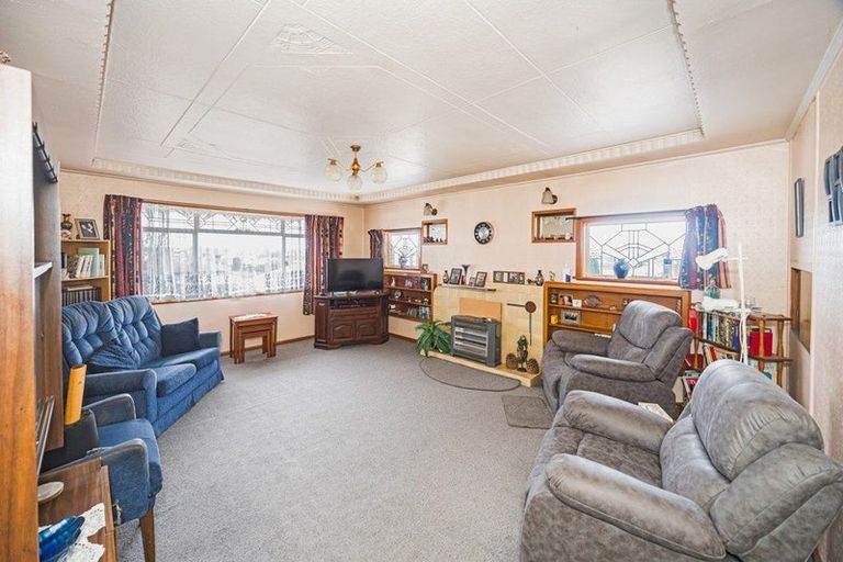 Photo of property in 1 Earn Street, Oamaru North, Oamaru, 9400