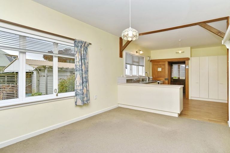 Photo of property in 560 Main North Road, Belfast, Christchurch, 8051