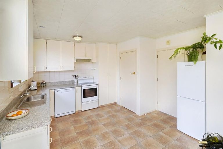 Photo of property in 84 Mooray Avenue, Bishopdale, Christchurch, 8053