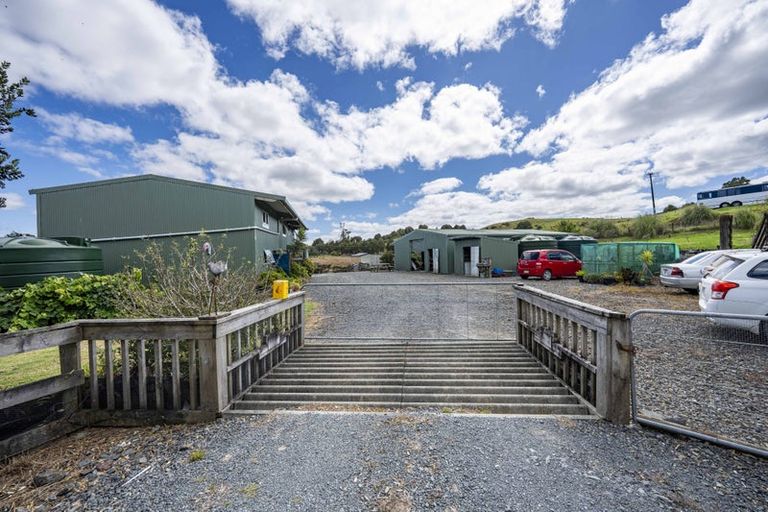 Photo of property in 135 Central Road, Mareretu, Maungaturoto, 0571