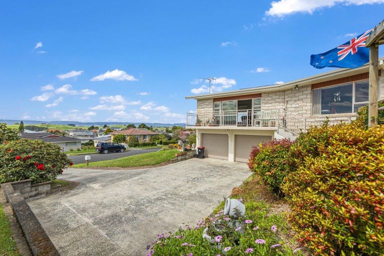 Photo of property in 24 Hillcrest Street, Tirau, 3410