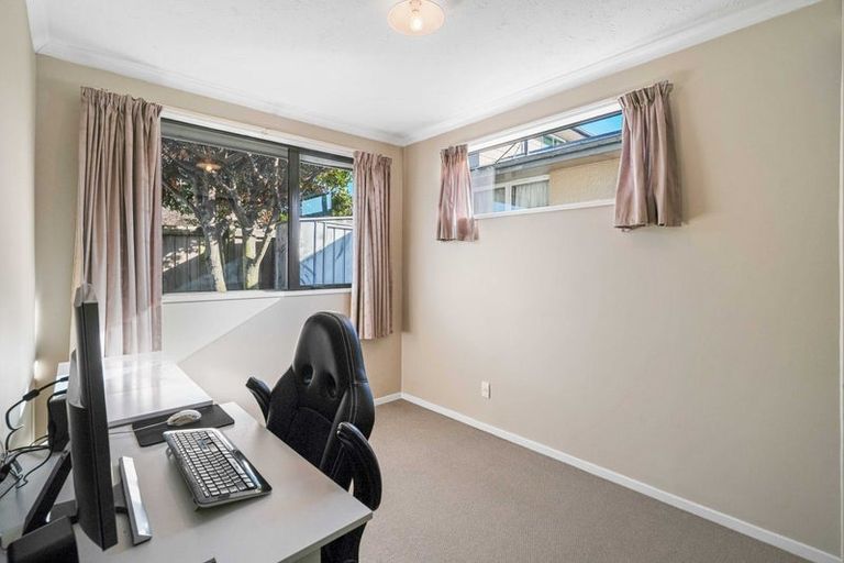 Photo of property in 3/10 Awatea Road, Hornby, Christchurch, 8042