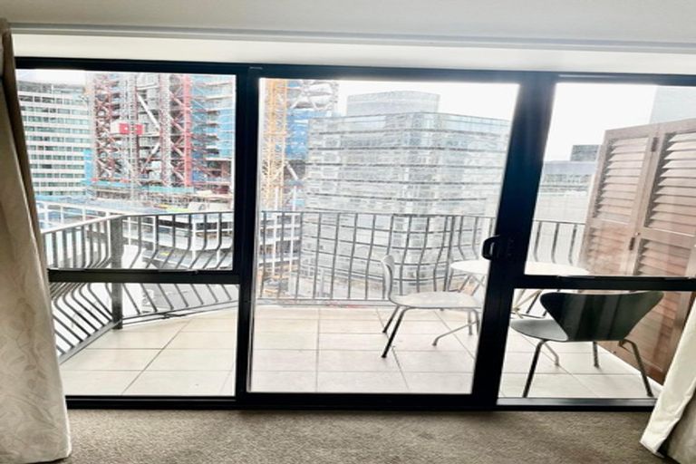 Photo of property in The Silo Apartments, 8e/23 Emily Place, Auckland Central, Auckland, 1010