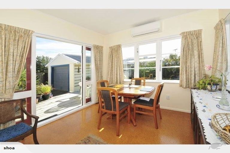 Photo of property in 73 Hall Crescent, Epuni, Lower Hutt, 5011