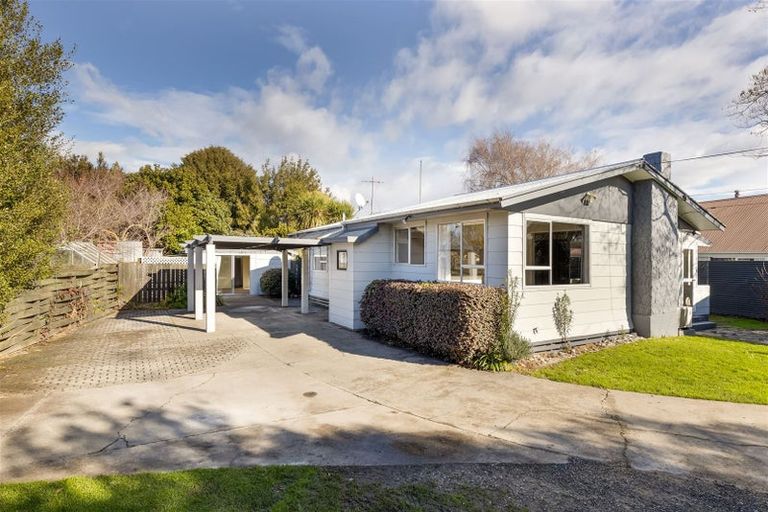 Photo of property in 15 Lucas Street, Riversdale, Blenheim, 7201