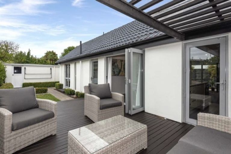 Photo of property in 3/132 Leinster Road, Merivale, Christchurch, 8014