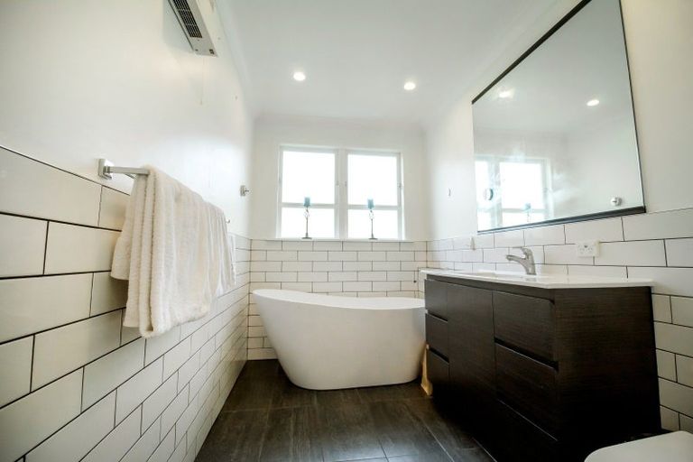 Photo of property in 51 Lincoln Street, Ashhurst, 4810