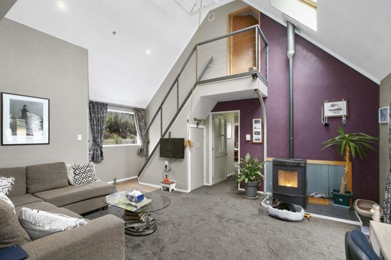 Photo of property in 18 Owen Street, Green Island, Dunedin, 9018