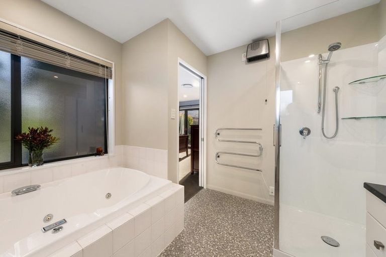 Photo of property in 17 Evergreen Place, Parklands, Christchurch, 8083