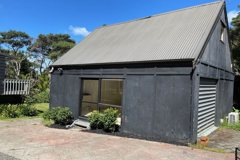 Photo of property in 303 School Road, Waimauku, 0881
