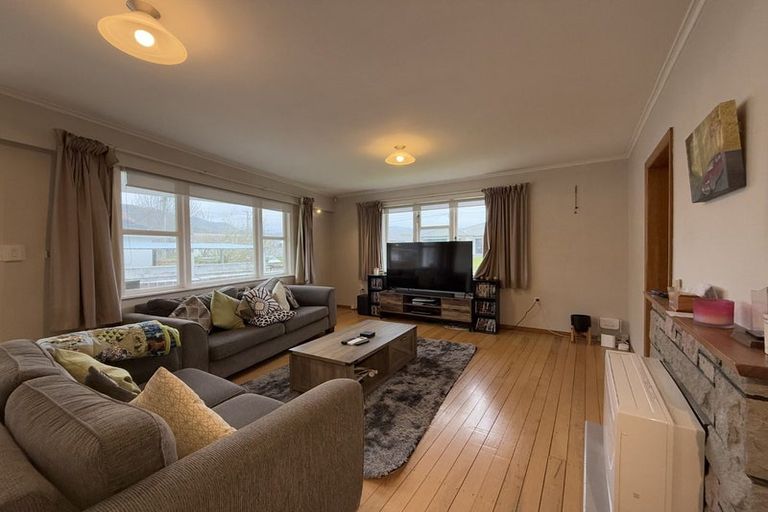 Photo of property in 1/35 Tararua Street, Trentham, Upper Hutt, 5018