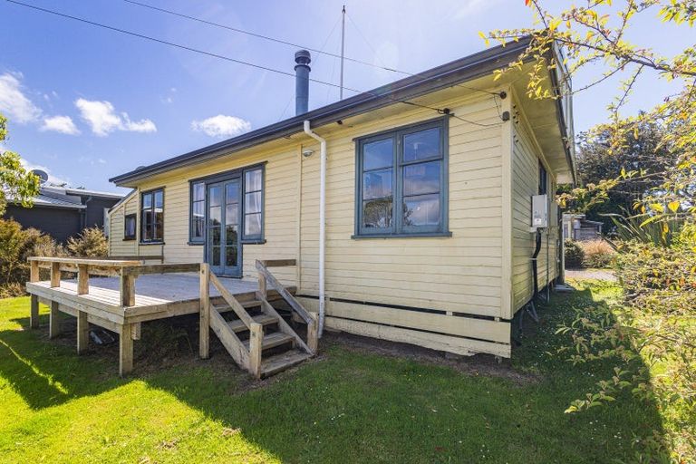 Photo of property in 30 Mackenzie Street, National Park, Owhango, 3989