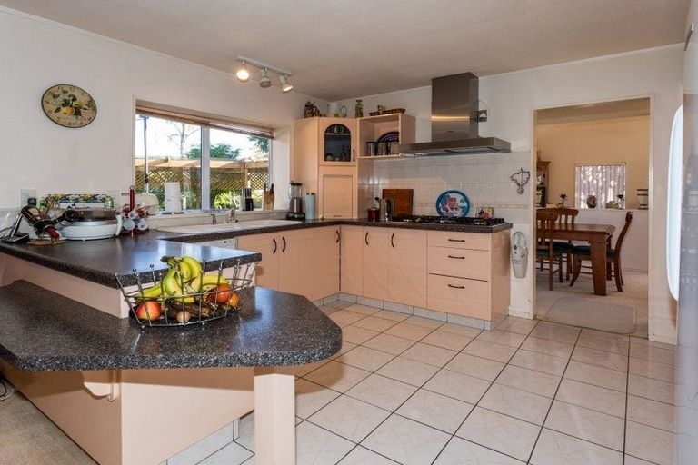 Photo of property in 5 Kingsgate Close, Havelock North, 4130