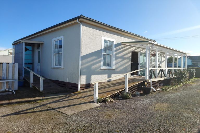 Photo of property in 5 Edward Street, Waimate, 7924