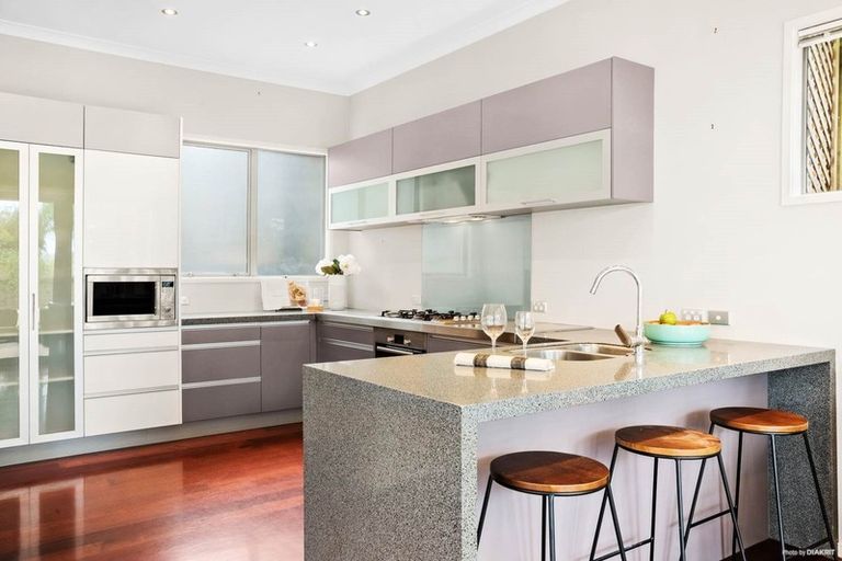 Photo of property in 7a Watea Road, Torbay, Auckland, 0630