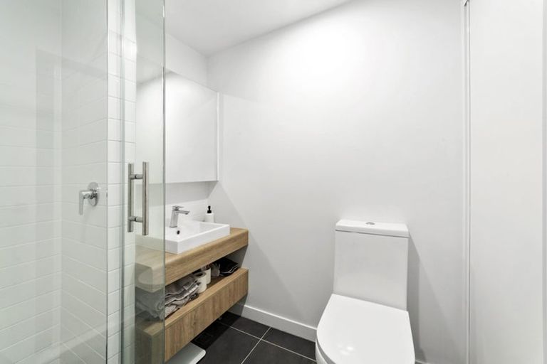 Photo of property in Pinnacle Apartments, W907/160 Victoria Street, Te Aro, Wellington, 6011
