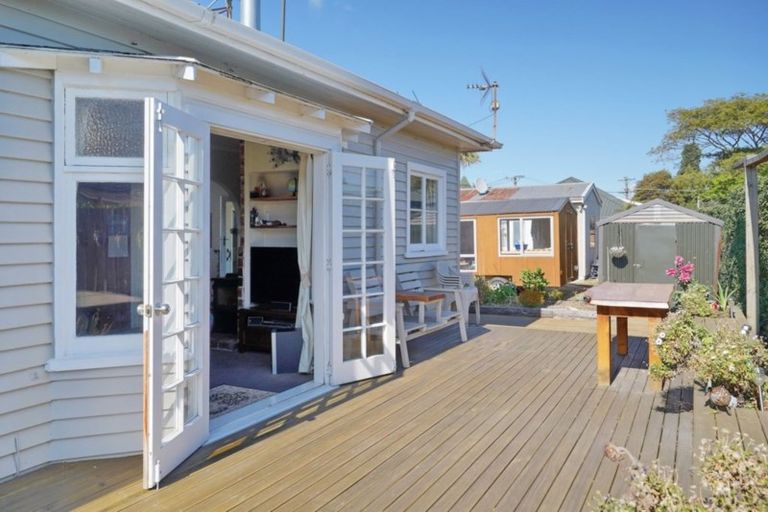 Photo of property in 32 Tower Street, Hornby, Christchurch, 8042