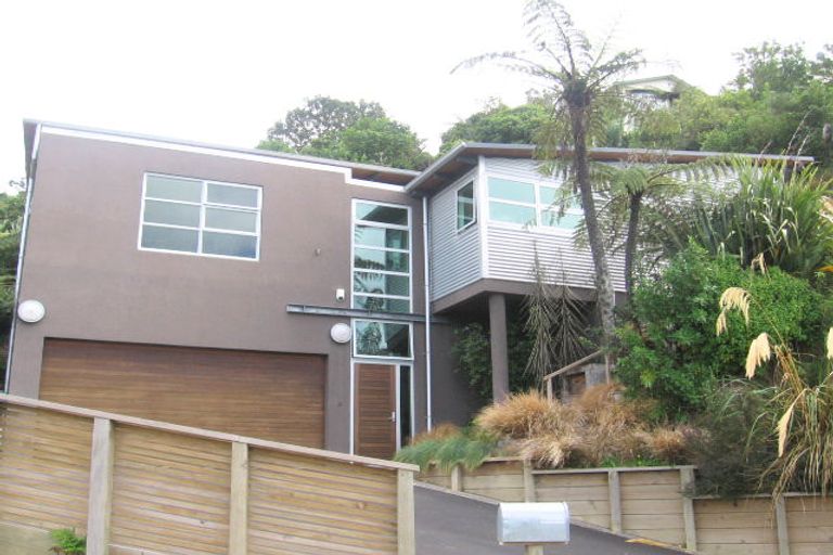 Photo of property in 11 Coolidge Street, Brooklyn, Wellington, 6021